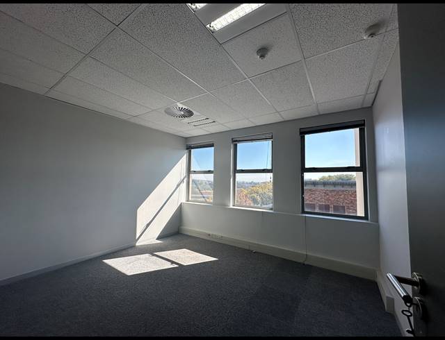 680M² OFFICE TO LET IN CENTURION CENTRAL